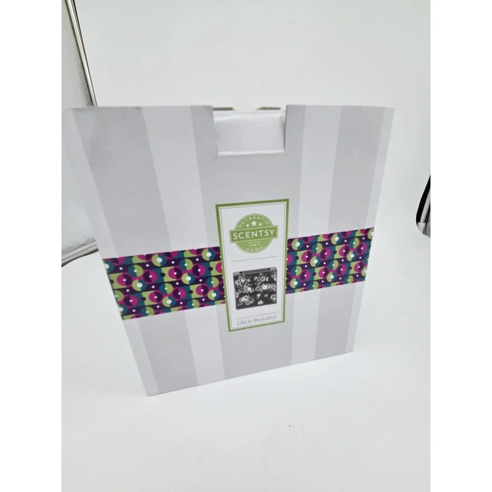 Scentsy LIFE IS BEAUTIFUL‎ Wax Warmer BRAND NEW IN BOX * Neon Light FLoral BLack